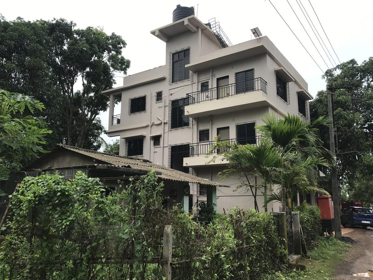 Stayvelle Inn Diveagar Exterior photo